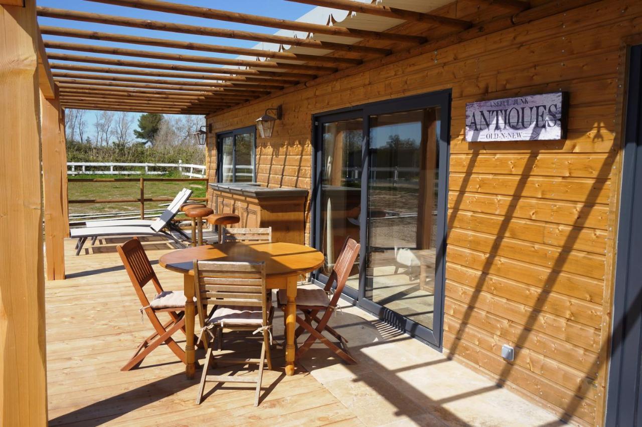 Gites Equestres Lou Caloun - Les Saintes Maries De La Mer Saintes-Maries-de-la-Mer Exterior foto
