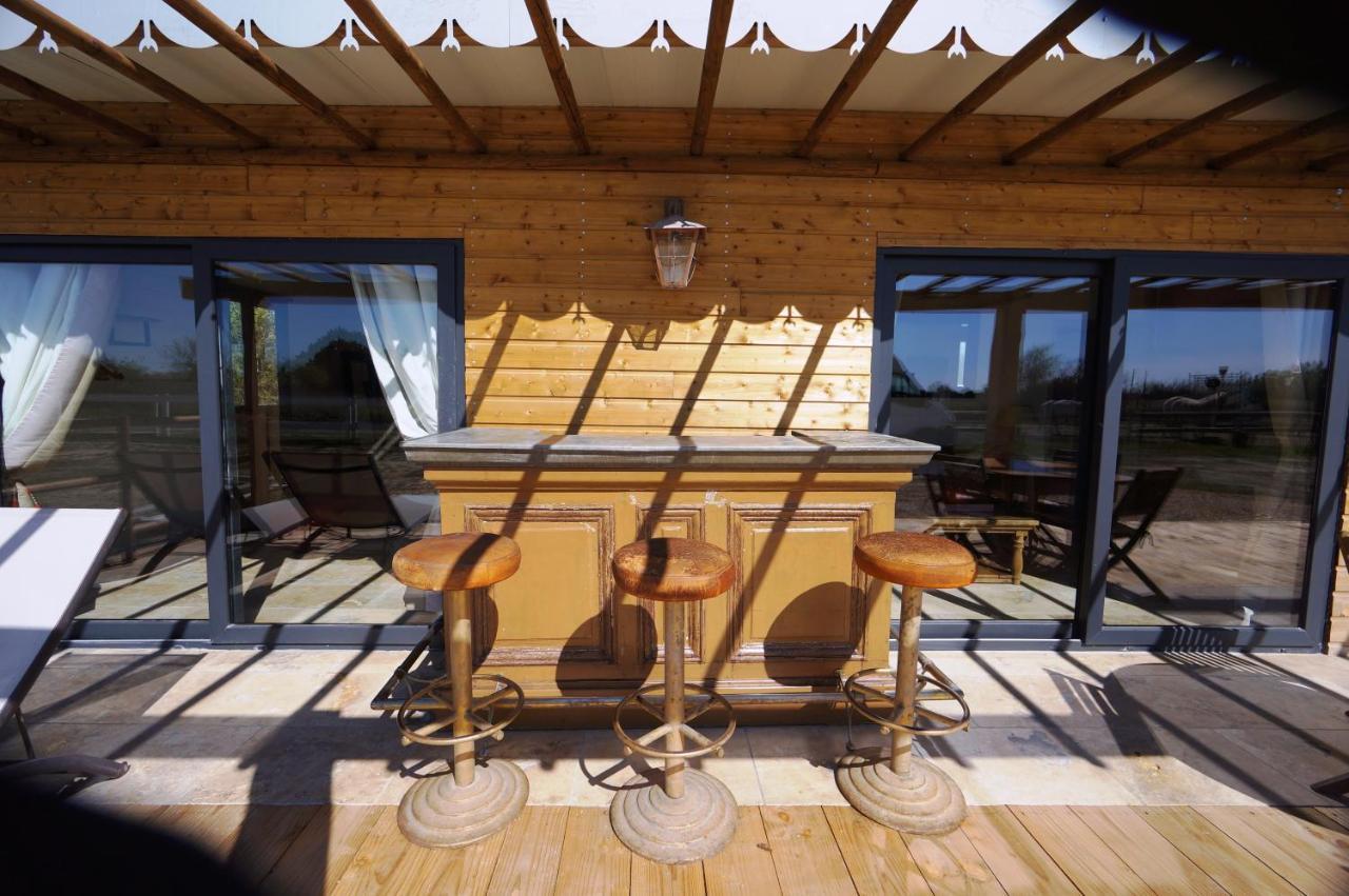 Gites Equestres Lou Caloun - Les Saintes Maries De La Mer Saintes-Maries-de-la-Mer Exterior foto